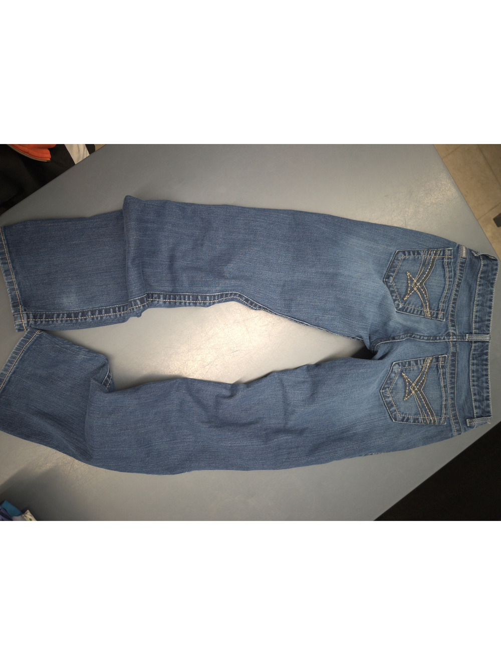 Ada Cinch Women's Light Blue Denim Jeans with Embroidered Back Pockets - Picture 3 of 4